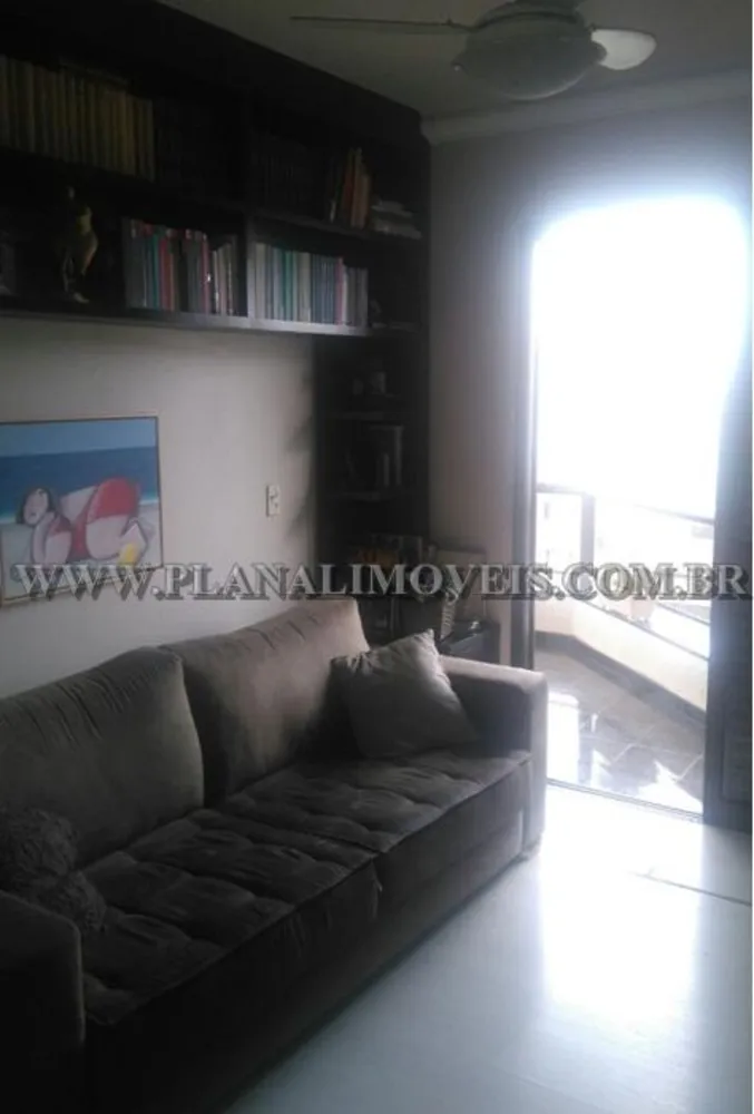 Apartamento, 3 quartos, 230 m² - Foto 3