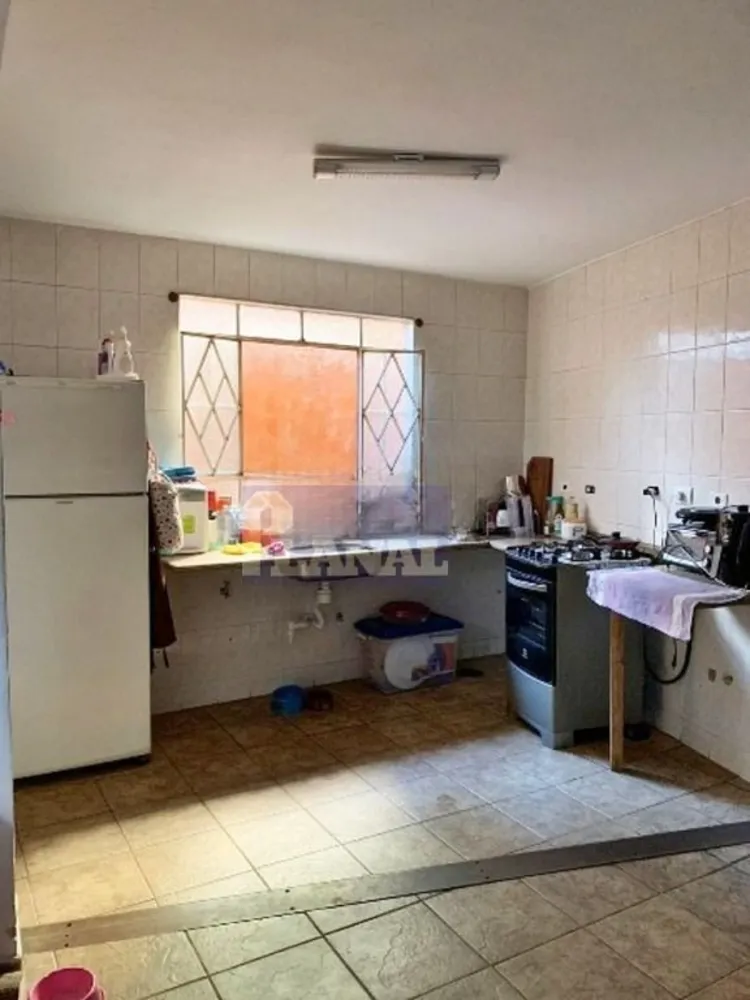 Sobrado, 3 quartos, 200 m² - Foto 3
