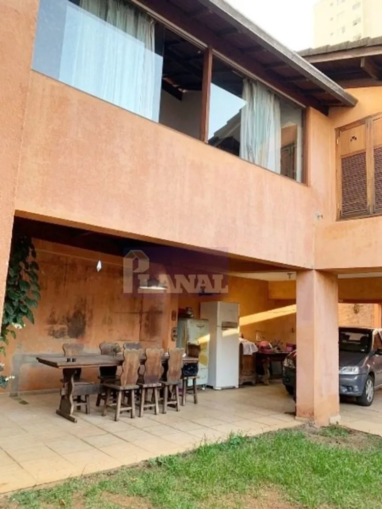 Sobrado, 3 quartos, 200 m² - Foto 1