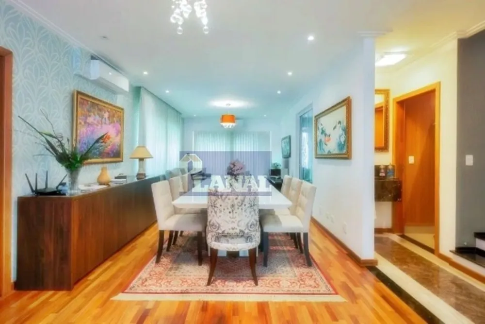 Sobrado, 3 quartos, 320 m² - Foto 1