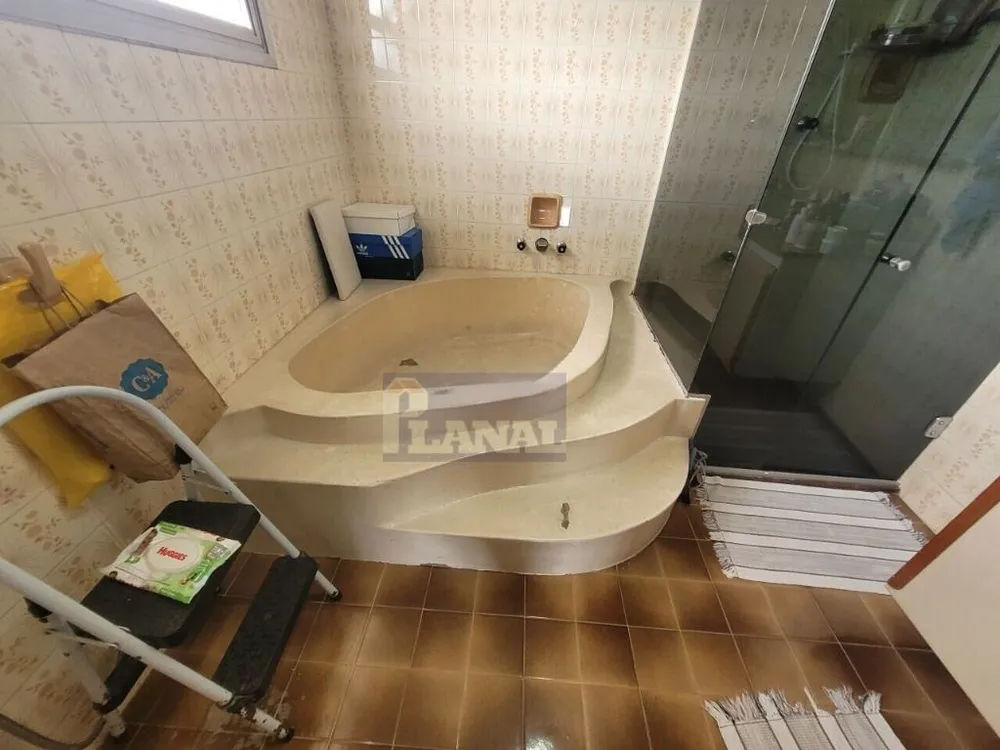 Sobrado, 4 quartos, 382 m² - Foto 5