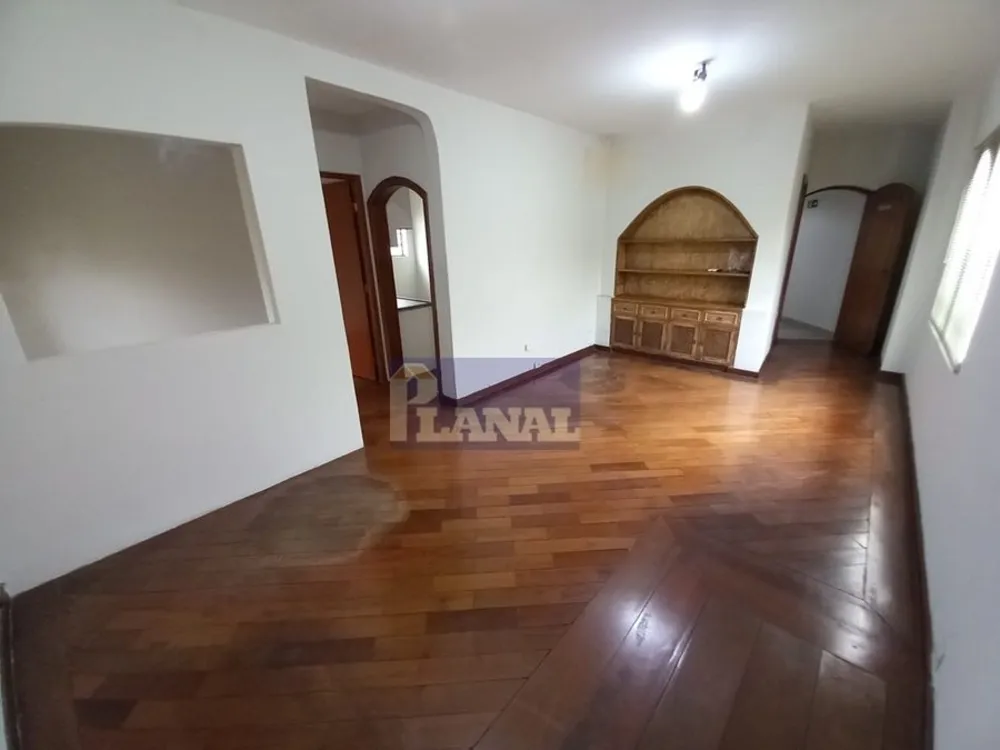 Sobrado, 4 quartos, 237 m² - Foto 1