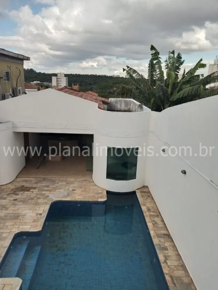 Sobrado, 4 quartos, 250 m² - Foto 1