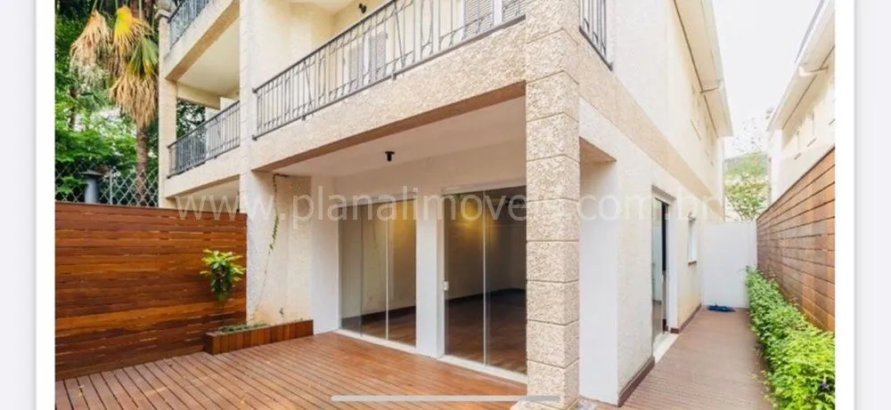 Sobrado, 3 quartos, 300 m² - Foto 1