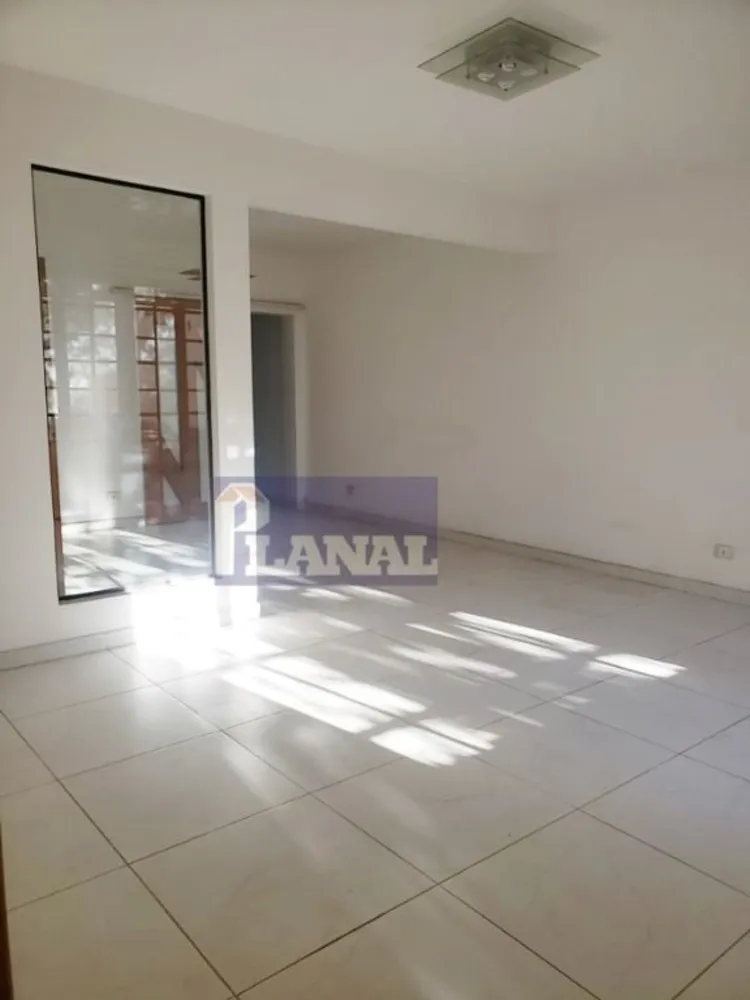 Sobrado, 3 quartos, 230 m² - Foto 1