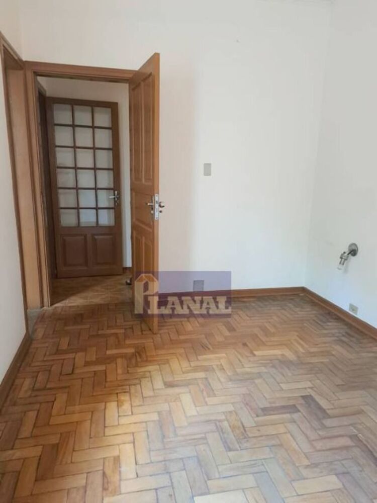 Sobrado à venda com 3 quartos, 150m² - Foto 2