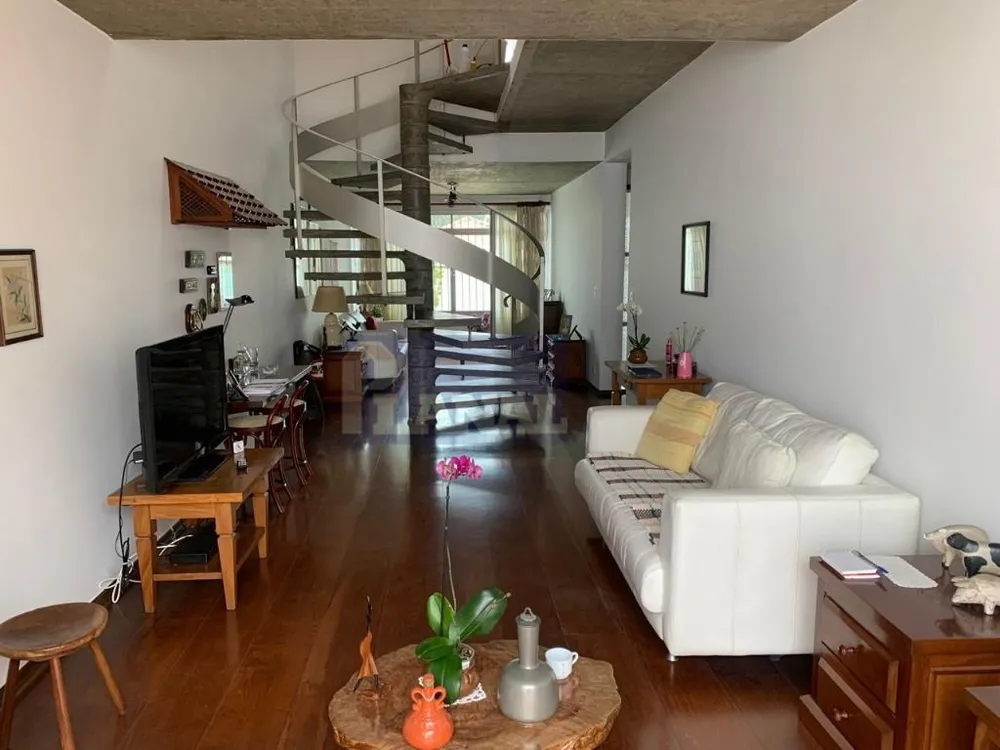 Sobrado, 3 quartos, 186 m² - Foto 1