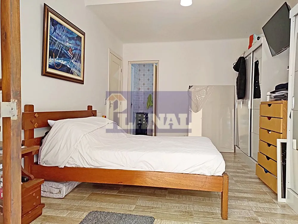 Sobrado, 6 quartos, 241 m² - Foto 4