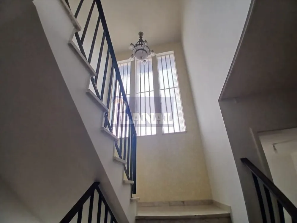Sobrado, 4 quartos, 338 m² - Foto 1