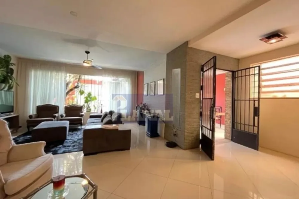 Sobrado, 4 quartos, 232 m² - Foto 1
