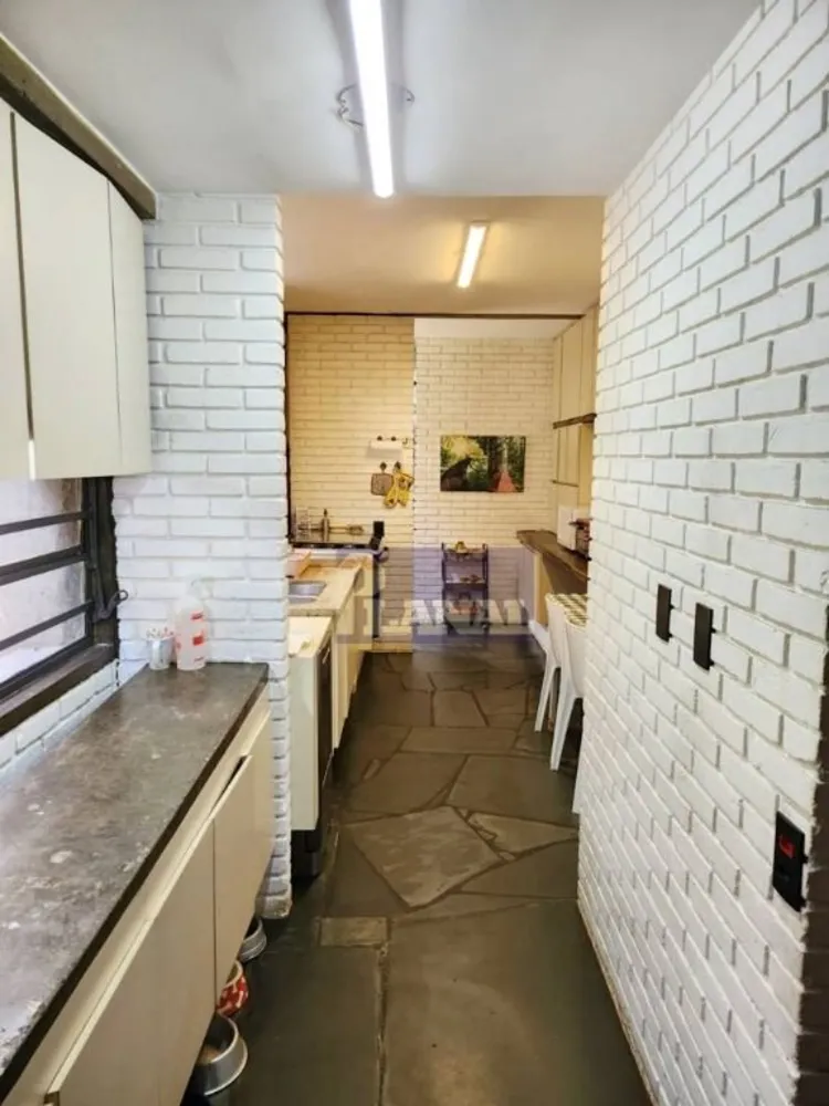Sobrado, 3 quartos, 279 m² - Foto 2