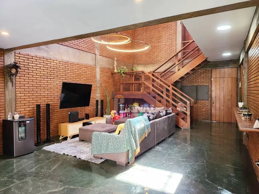 Sobrado, 3 quartos, 279 m² - Foto 4