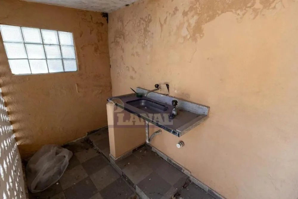 Casa, 4 quartos, 240 m² - Foto 8