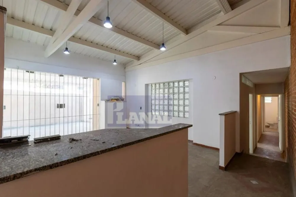 Casa, 4 quartos, 240 m² - Foto 2