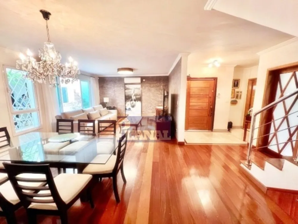 Sobrado, 4 quartos, 260 m² - Foto 1