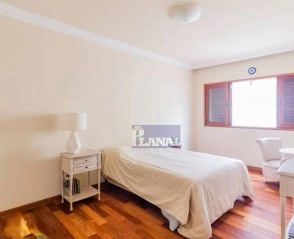Sobrado, 4 quartos, 303 m² - Foto 4