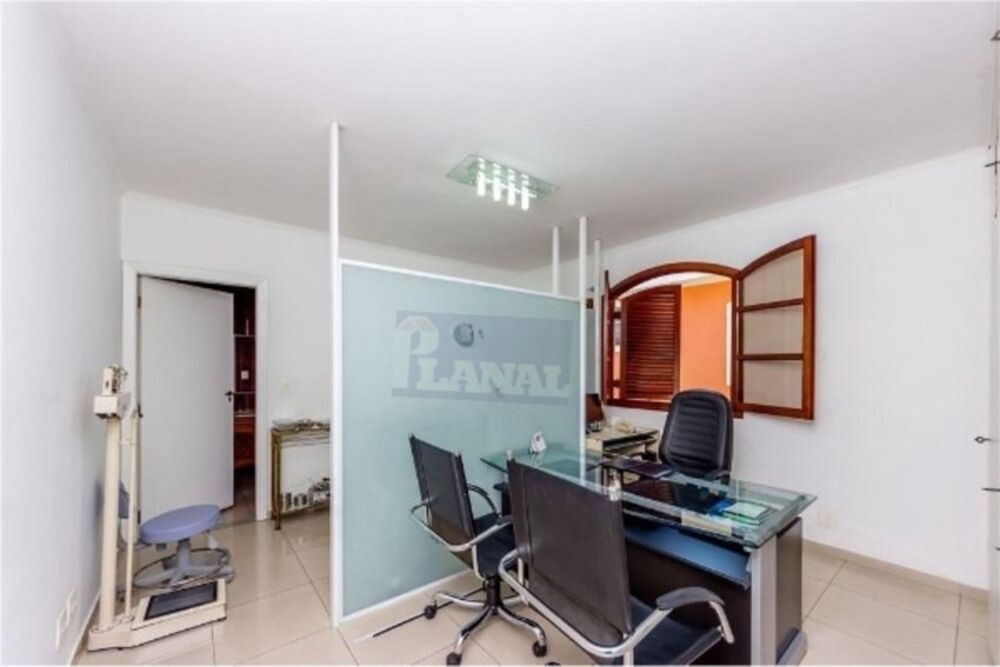 Sobrado, 3 quartos, 261 m² - Foto 3