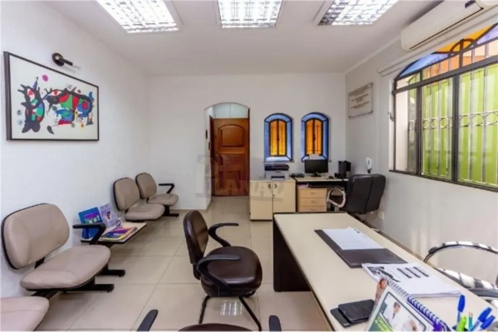 Sobrado, 3 quartos, 261 m² - Foto 2
