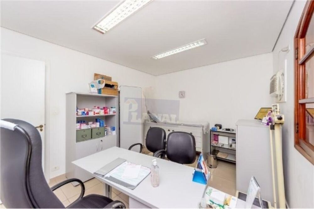 Sobrado, 3 quartos, 261 m² - Foto 2