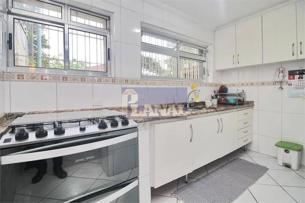 Sobrado, 3 quartos, 200 m² - Foto 2