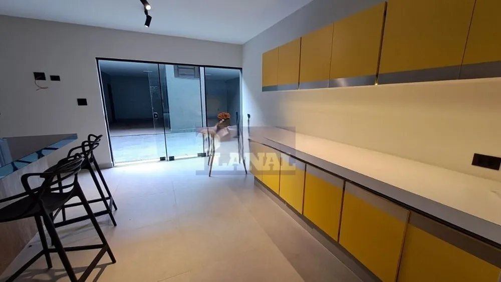 Sobrado, 4 quartos, 249 m² - Foto 5