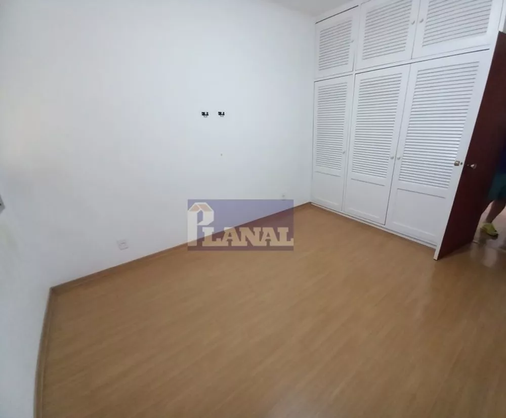 Sobrado para alugar com 3 quartos, 295m² - Foto 13