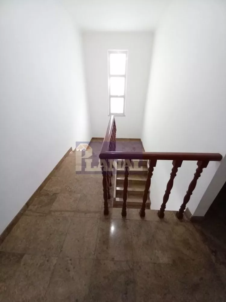 Sobrado para alugar com 3 quartos, 295m² - Foto 5