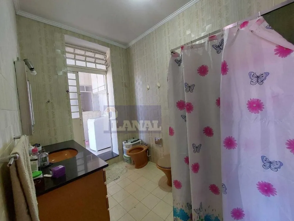 Sobrado, 3 quartos, 200 m² - Foto 1