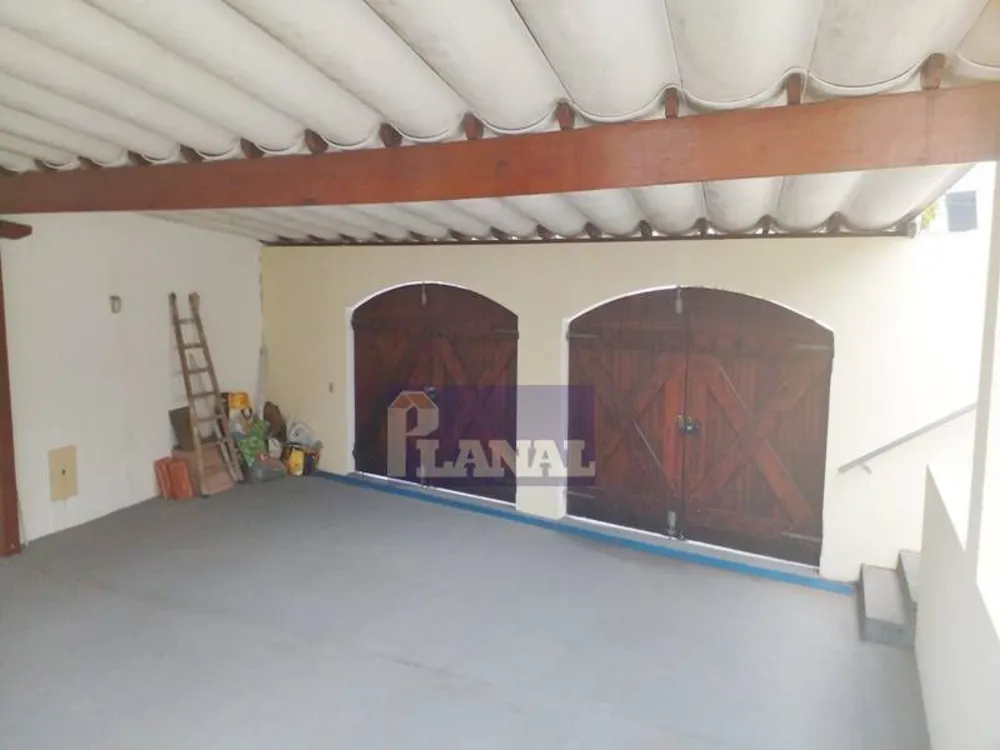 Casa, 5 quartos, 230 m² - Foto 16