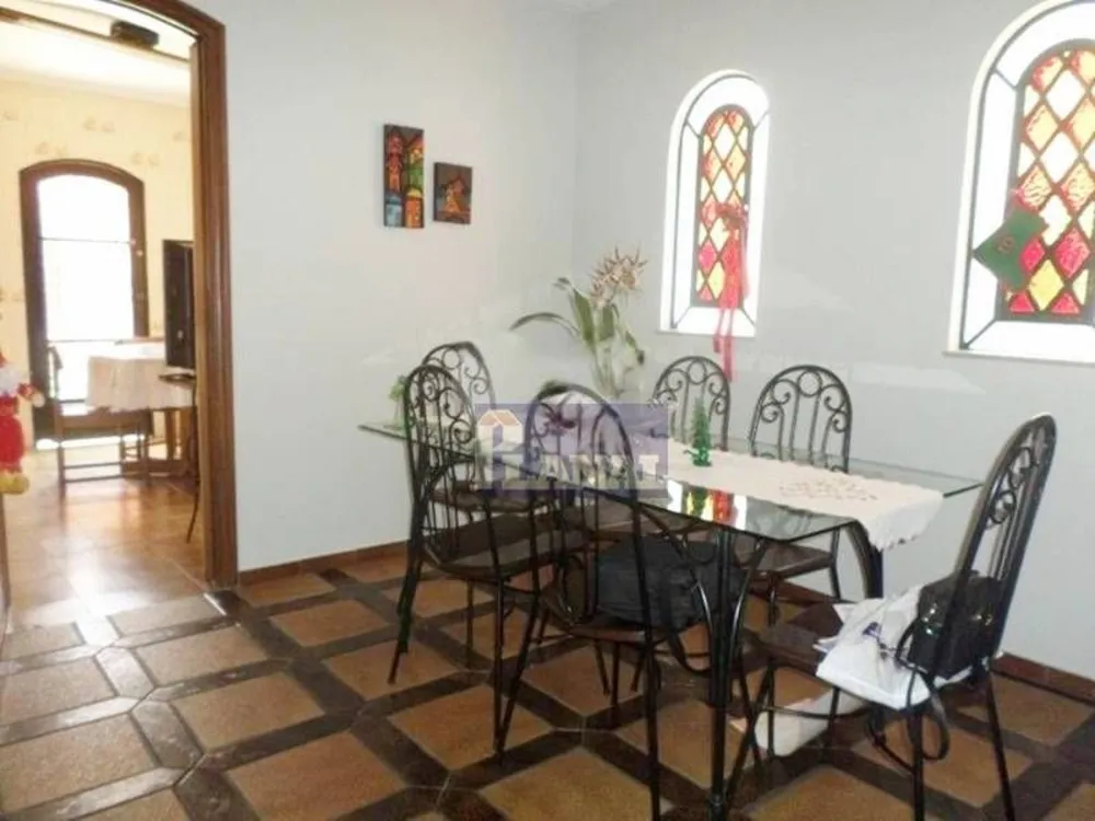 Sobrado, 4 quartos, 273 m² - Foto 1