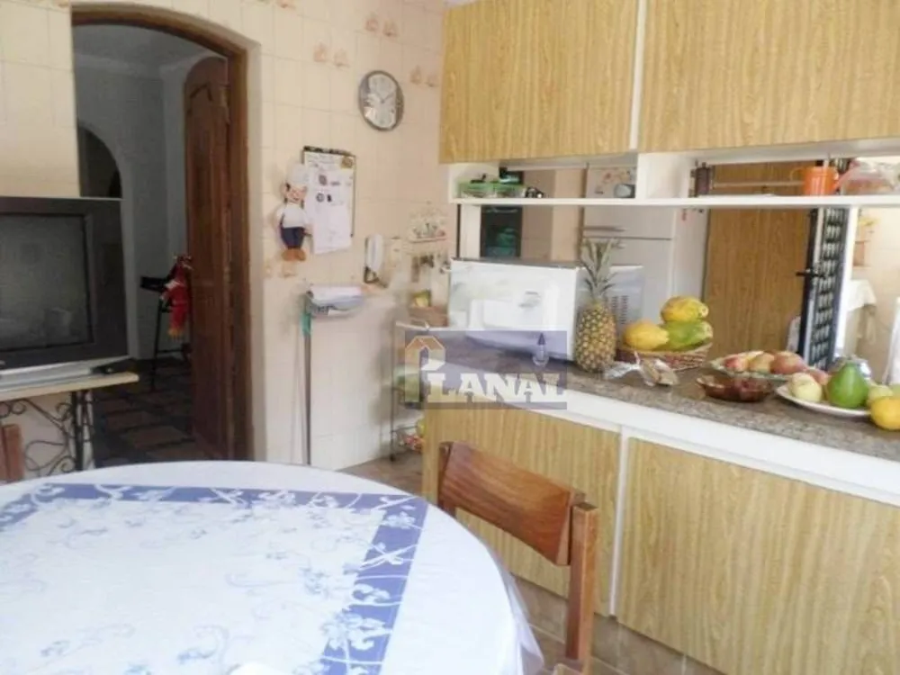Sobrado, 4 quartos, 273 m² - Foto 4