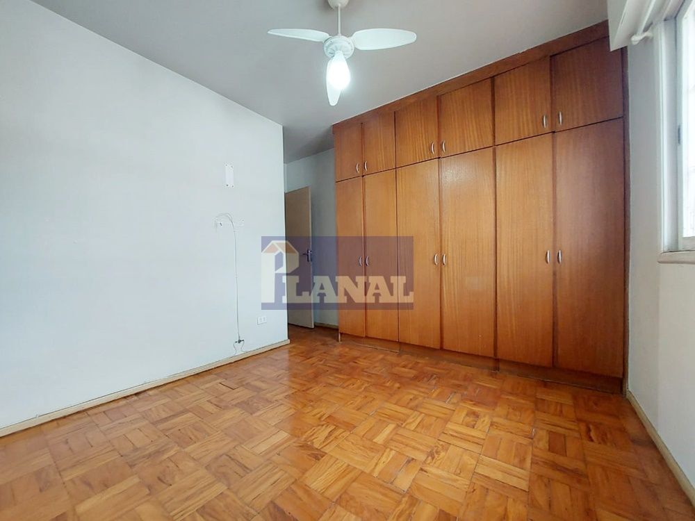 Sobrado à venda e aluguel com 3 quartos, 178m² - Foto 3