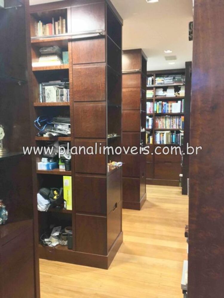 Sobrado, 4 quartos, 1054 m² - Foto 2