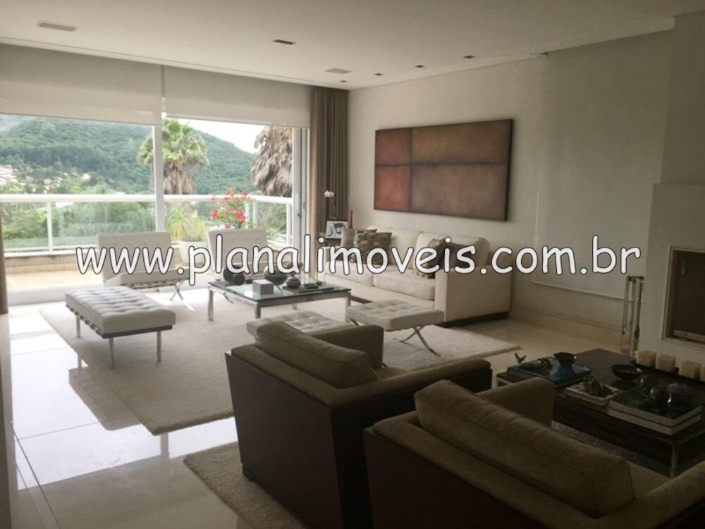 Sobrado, 4 quartos, 1054 m² - Foto 1