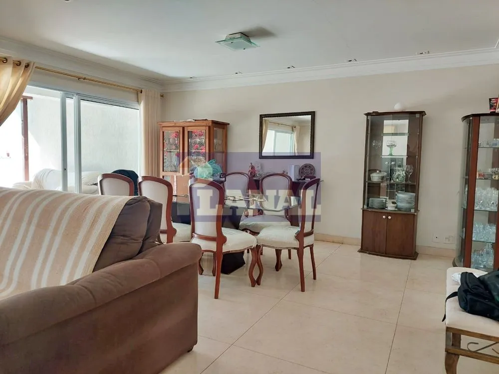 Sobrado, 4 quartos, 315 m² - Foto 1