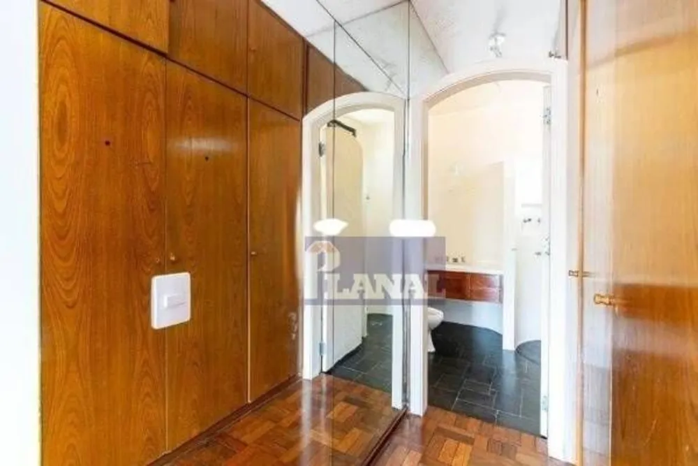 Sobrado, 4 quartos, 301 m² - Foto 3