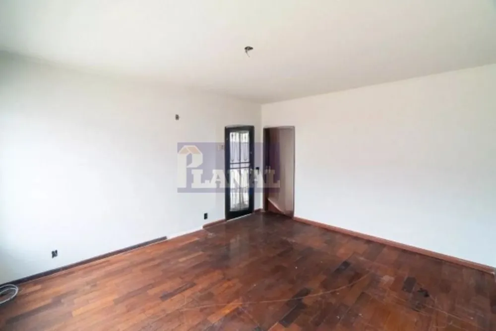 Sobrado, 3 quartos, 245 m² - Foto 1