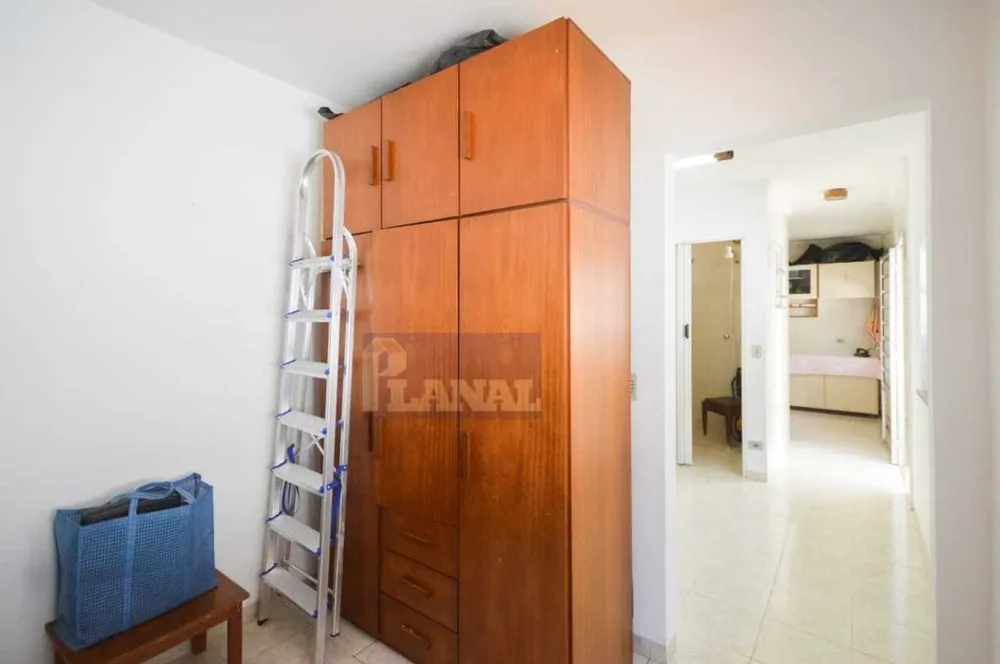 Casa, 3 quartos, 240 m² - Foto 4