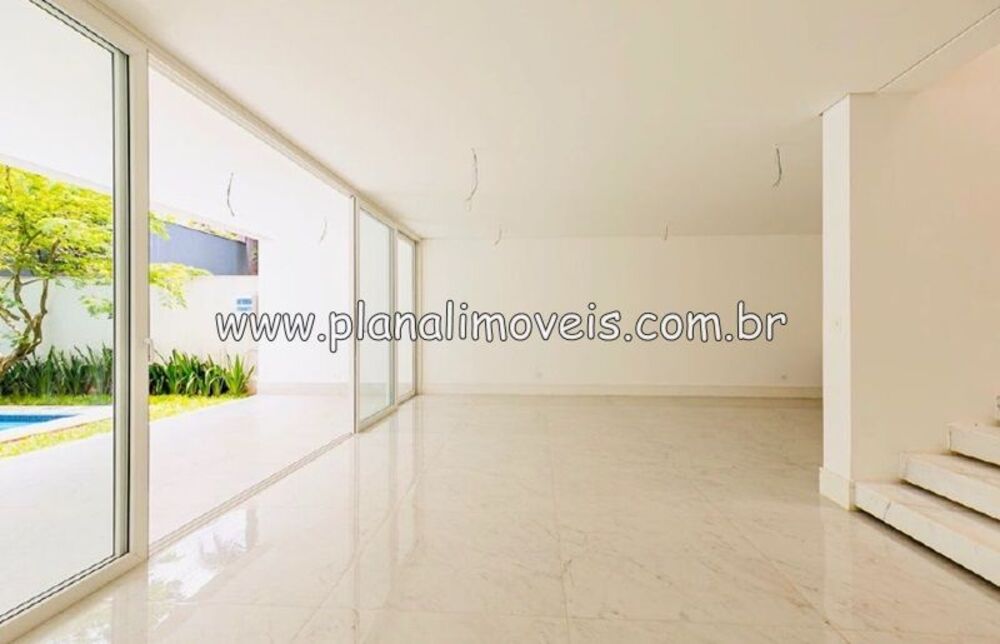 Sobrado, 4 quartos, 420 m² - Foto 1
