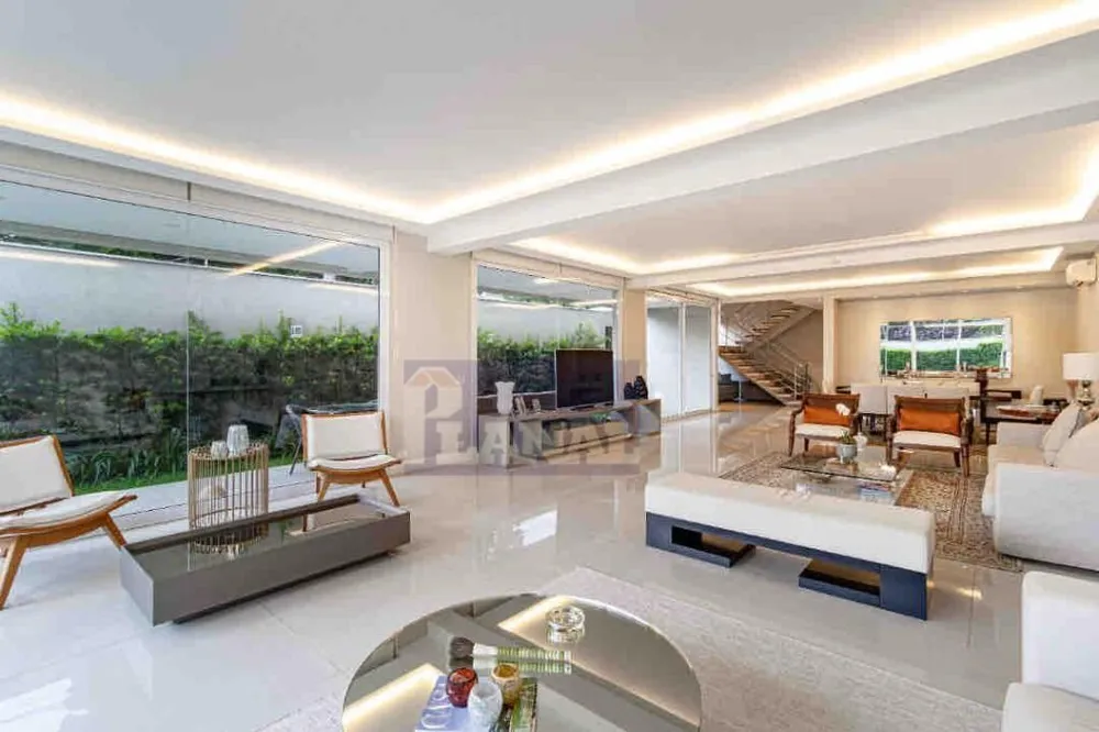 Sobrado, 4 quartos, 350 m² - Foto 1