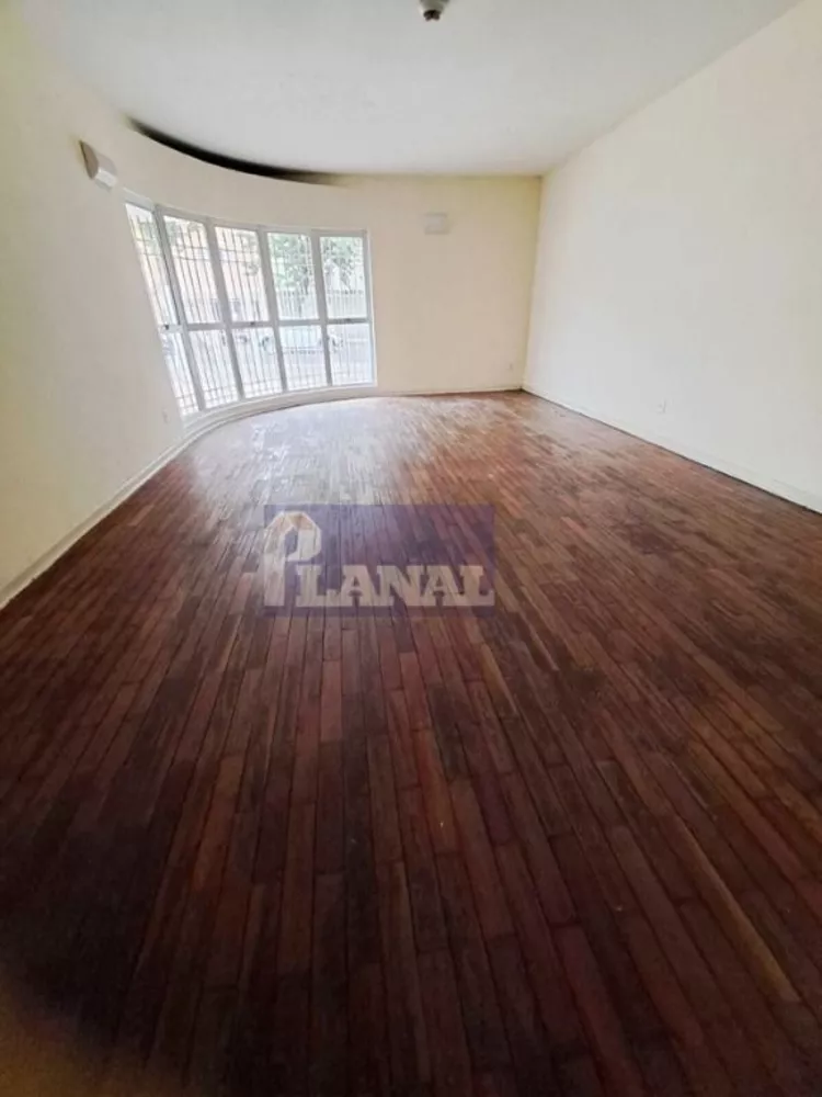 Sobrado à venda e aluguel, 342m² - Foto 1