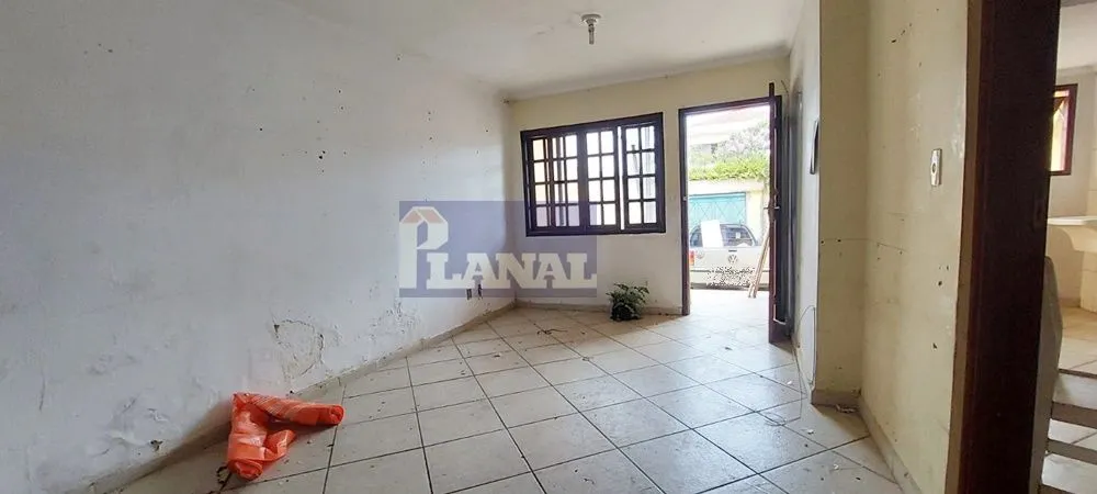 Casa, 2 quartos, 60 m² - Foto 1