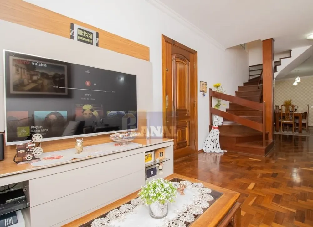 Sobrado, 3 quartos, 179 m² - Foto 1