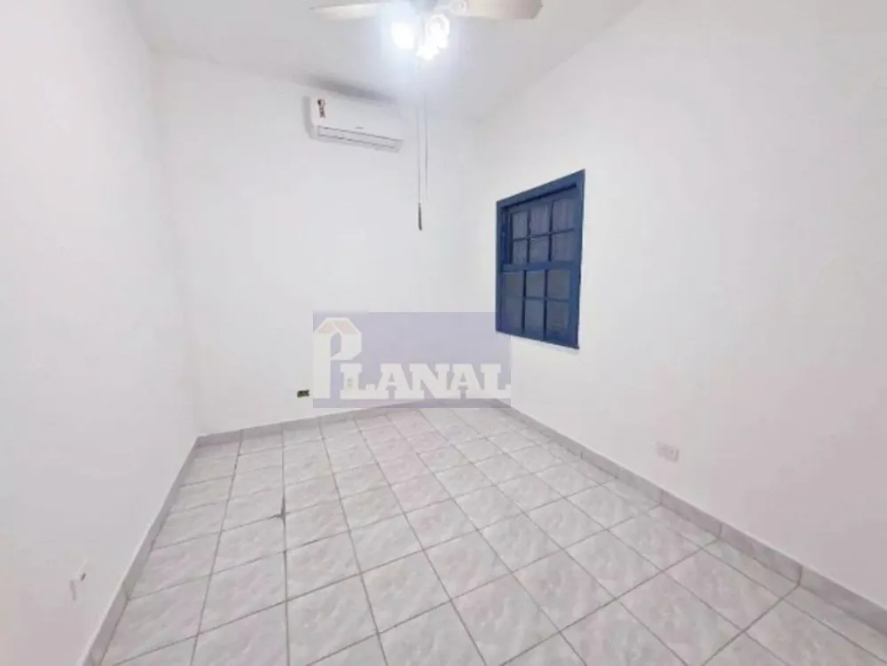 Casa, 5 quartos, 200 m² - Foto 4
