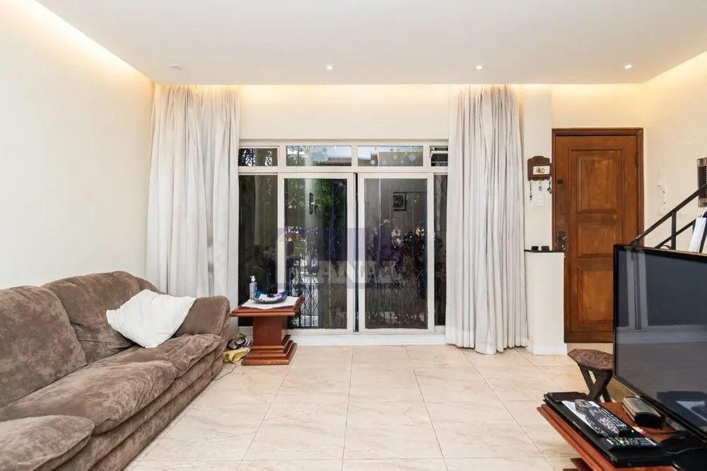 Sobrado, 4 quartos, 205 m² - Foto 1