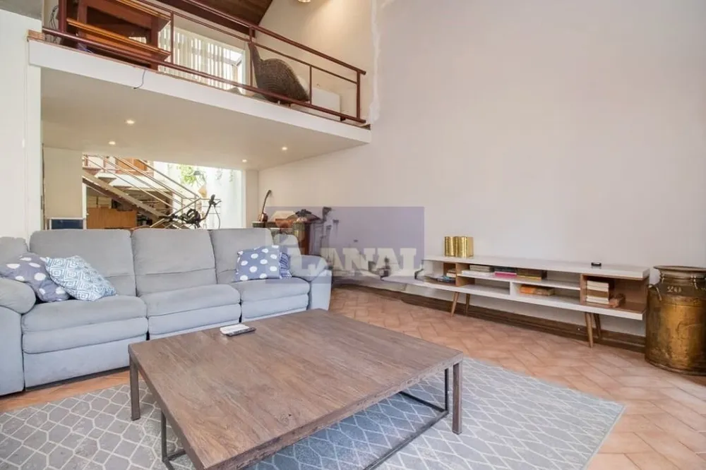 Sobrado, 4 quartos, 390 m² - Foto 2