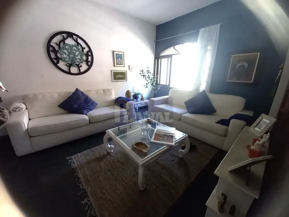 Casa, 4 quartos, 140 m² - Foto 1