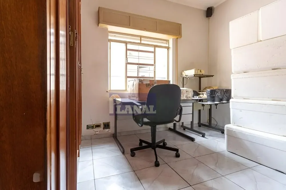 Casa, 5 quartos, 275 m² - Foto 1
