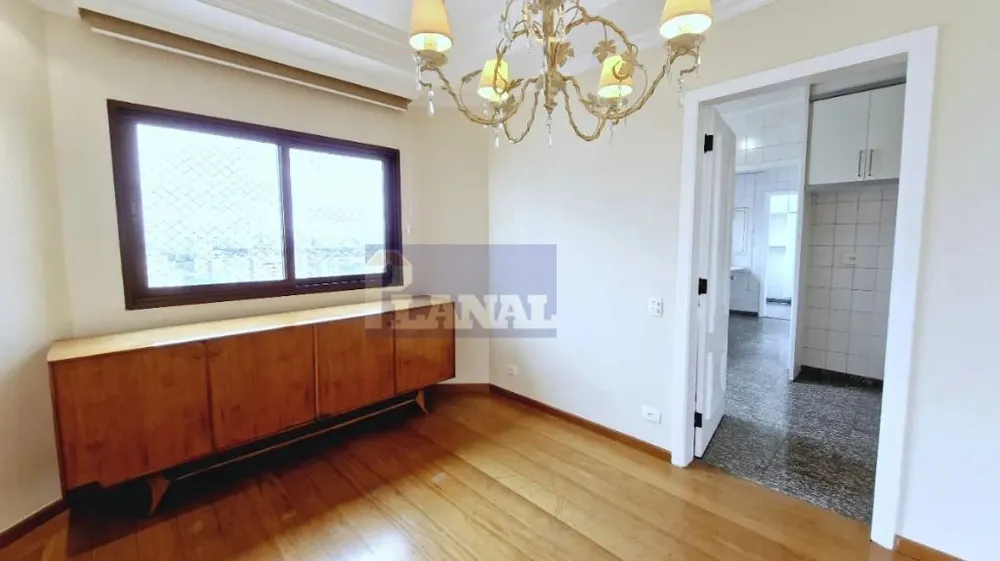 Apartamento, 3 quartos, 133 m² - Foto 2