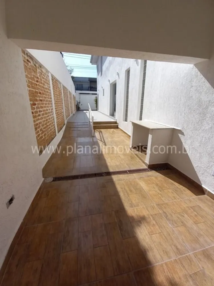 Sobrado, 3 quartos, 290 m² - Foto 1